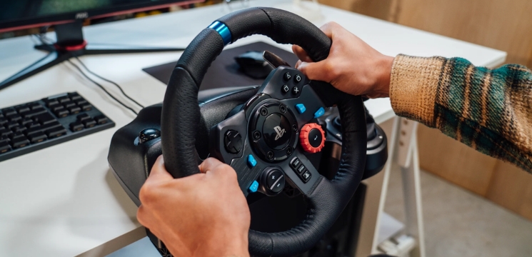 Logitech G920 racing wheel